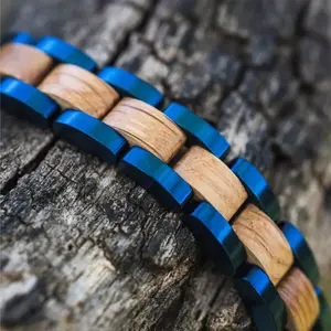 Populair In Europese Markt Aangepast Ontwerp Logo Pvd Blue Rvs En Eiken Houten Armband Voor Mannen En Vrouwen