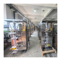 Machine de fabrication d'eau pure en sachets / Machine de remplissage et de scellage de sachets d'eau pure