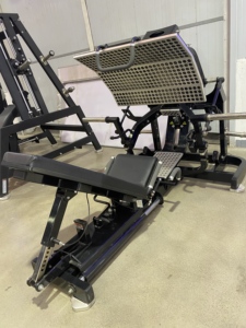 Máquina de Sentadillas Inclinada para Ejercicios de Fuerza y Fitness en Casa o Comercial, con Inclinación de 45 Grados - Product Image 1