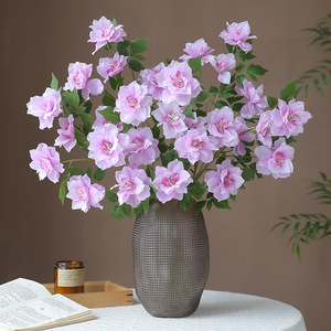 Flores de Camelia Artificiales Ruilisi, de Seda, con 5 Ramas, para Decoración de Bodas y Hogar, Hechas a Mano - Product Image 2