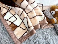 Couverture Raschel de luxe en peluche de vison super super douce, chaude et double épaisseur, avec taille personnalisée à 2 plis