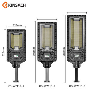 Les lumens élevés télécommandés professionnels imperméabilisent les réverbères solaires menés noirs d'ABS de projecteur - Product Image 5