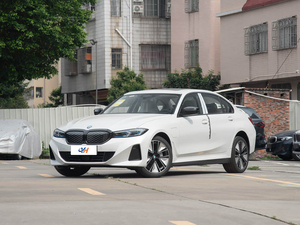 <span class=keywords><strong>BMW</strong></span> <span class=keywords><strong>i3</strong></span> 2025 eDrive40L M Sport Shadow Edition – Berline électrique d'occasion haut de gamme, propulsion arrière, 250 <span class=keywords><strong>kW</strong></span>, 340 ch, autonomie 610 km, recharge rapide, véhicule électrique de luxe - Product Image 2