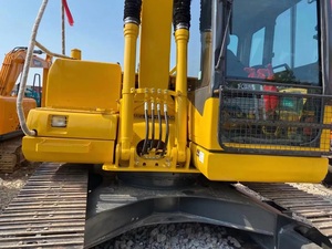 Excavatrice Komatsu PC110 de 11 tonnes, équipement de construction hydraulique jaune d'occasion - Product Image 3