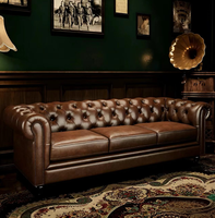 Meubles de bar à cigares de luxe, canapé Chesterfield en cuir PU, armoire en bois sculpté vintage avec clous en laiton pour bar à whisky
