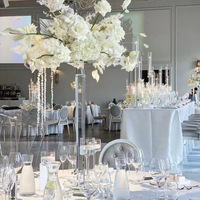 Centres de table de mariage en ZT-568 Décorations de table Grand support de fleurs Conception simple Matériau de poteau en cristal pour la décoration de mariage
