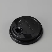 Couvercles plats en plastique PS jetables écologiques à bas prix pour tasses à thé, café et boissons chaudes, anti-fuite, avec interrupteur rabattable