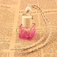 Nouveauté : Diffuseur de parfum pour voiture en verre et bois de luxe avec bouchon à vis personnalisable et impression sérigraphique
