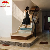 Personnalisation de la couleur et du design des escaliers, escaliers en marbre de luxe pour villa, hôtel, boutique, marches d'escalier en granit pour extérieur