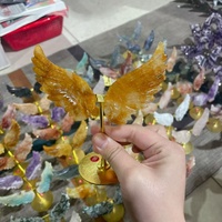 Ailes d'ange en matériaux mixtes sculptées à la main, avec base en métal doré, artisanat en cristal pour la décoration intérieure, vente en gros