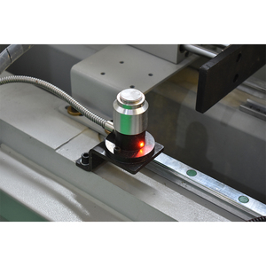 Machine de perçage et de fraisage CNC JUNDE 3.5KW/9KW pour le traitement de l'aluminium, du bois et du plastique - Product Image 5