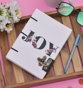 Journal vintage fait main « Blossom of Joy » avec couverture rigide en papier pour écrire, dessiner et pour un usage quotidien - Product Image 3