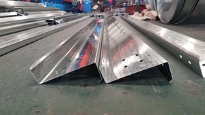 C/Z thép trao đổi nhanh Máy cán xà gồ với hệ thống điều khiển SIEMENS - Product Image 5