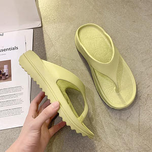 Pantoufles à chevrons pour hommes en plein air d'été de vente chaude, toboggan de plage de piscine, pantoufles pour femmes Flip Flop pour femmes à la mode - Product Image 6