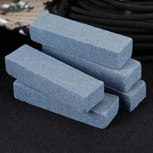 Pierre à aiguiser en céramique MDS 74x20x11mm, grain grossier, pour couteaux, ciseaux, cuisine et usage extérieur - Product Image 3