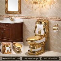WC en céramique sans bride, deux pièces, moderne et luxueux, avec bordure dorée, pour hôtels, villas et salles de bain.