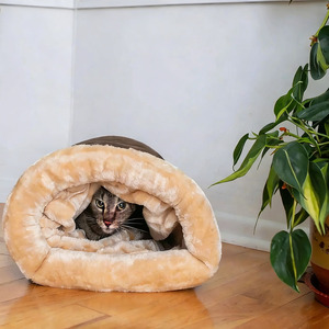 Cuccia per Gatti in Peluche Grigio Caldo Personalizzabile all'Ingrosso, Letto per Animali Domestici Lavabile di Lusso per Cani e Gatti di Tutte le Taglie - Product Image 1