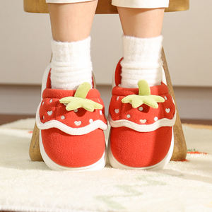 2025 nouveau mignon enfants dessin animé hiver pantoufles confortable chaud maison chaussures garçons filles intérieur maison moelleux pantoufles noël - Product Image 3