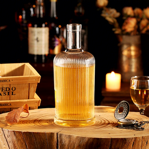 Logo personnalisé Bouteilles en verre silex de 750ml pour <span class=keywords><strong>vodka</strong></span> whisky rhum-Bouteille en verre de qualité supérieure 700ml <span class=keywords><strong>70CL</strong></span> avec <span class=keywords><strong>prix</strong></span> d'usine - Product Image 1