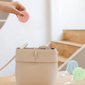 Cinta métrica retráctil para mediciones corporales y costura, regla de tela de 150 cm/60 pulgadas con escala en pulgadas y centímetros - Product Image 6