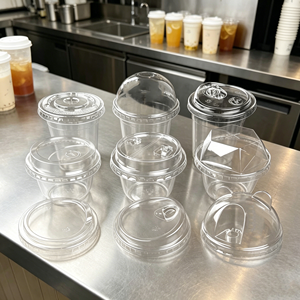 Gobelets en plastique transparents jetables personnalisés de 16 oz en forme de U avec fond arrondi, couvercles et pailles avec logo pour café et thé - Product Image 2