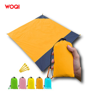 Manta de picnic para exteriores Woqi de 60x55 cm, impermeable, de nailon, compacta, rectangular, para camping y playa. - Product Image 2