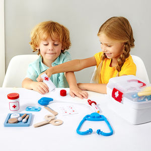 Kit médical <span class=keywords><strong>en</strong></span> gros pour jeu de rôle, ensemble de jeu drôle pour enfants, jouets éducatifs intelligents <span class=keywords><strong>en</strong></span> bois écologiques à thème de dessin animé - Product Image 2