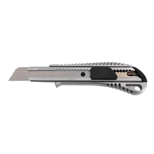Couteau utilitaire à 8 lames, robuste et personnalisé en alliage d'aluminium de 18mm - Product Image 2