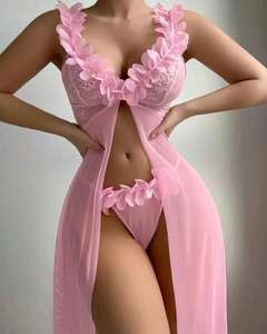 Heißes Angebot <span class=keywords><strong>2025</strong></span>: <span class=keywords><strong>Sexy</strong></span> Damen Body aus Spitze in Rosa, transparentes Pyjama-Set für die Flitterwochen, leichtes Nachtwäsche-Set mit langem Kleid, Dessous-Set - Product Image 3