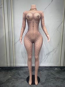 <span class=keywords><strong>Tenue</strong></span> de danse <span class=keywords><strong>sexy</strong></span> pour femmes avec combinaison ornée de strass scintillants pour les spectacles en boîte de nuit, les spectacles sur scène, les fêtes et les vêtements de fitness - Product Image 1