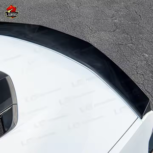Bodykit noir brillant pour Chevrolet <span class=keywords><strong>Corvette</strong></span> C8 Diffuseurs avant arrière Jupes latérales Installation de trou de voiture d'origine - Product Image 3