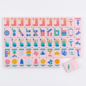 Mahjong de luxe moderne américain en acrylique rose, 160 tuiles, couleur personnalisée, durable, écologique, pliable, portable, peint à la main, pour l'intérieur - Product Image 1