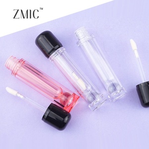 <span class=keywords><strong>Tube</strong></span> de brillant à lèvres transparent rose clair avec bouchon à vis noir, applicateur en PETG transparent, emballage cosmétique vide en gros - Product Image 2