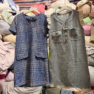 Lot de Vestes et Robes en Tweed d'Occasion pour Femme – Styles Mixtes, Décontractées, Vintage, Assorties, Courtes – Vêtements Usagés en Gros - Product Image 4