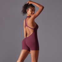 Nude Perzik Hip Sexy Yoga Jumpsuit Sneldrogende Fitness Rits Heup Fold Sport Bodysuit Custom Logo Groothandel