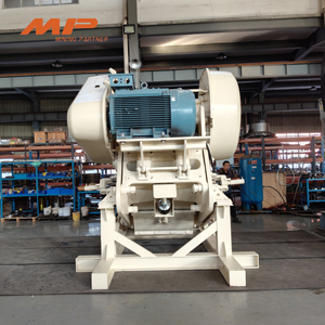 Bergbau- und Bauabfall-Zerkleinerungsmaschine mit AC-Motor, Stein-Backenbrecher, Betonbrecher zum Verkauf - Product Image 1