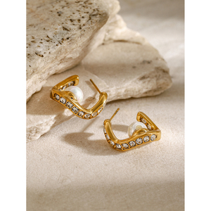 J & D anting-anting mutiara cangkang Hoop CC perhiasan kancing minimalis tekstur baja tahan karat PVD lapis emas 18K - Product Image 3