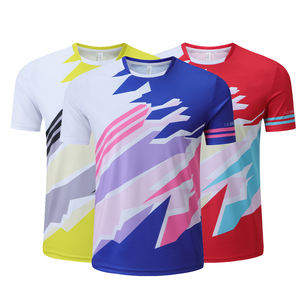 Camiseta de entrenamiento para hombre sin costuras de tacto suave para entrenamiento cruzado con mezcla de algodón de tacto suave - Product Image 1