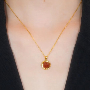An Yuan Red Agate Necklace For Women Gold Plated Pendant Clavicle Chain Everyday Wear Geometric Design Bezel Setting - Product Image 1