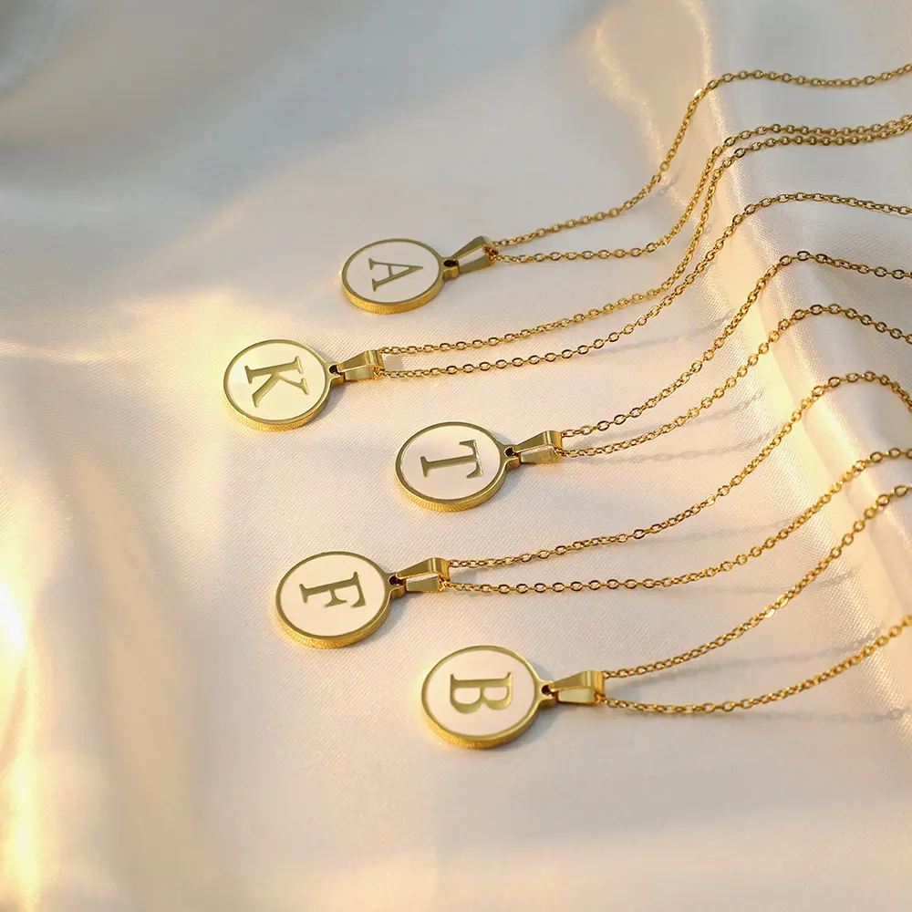 Ensemble de colliers en acier inoxydable chaîne de collier pendentif 18 carats collier de mode circulaire goutte colle 26 lettres alphabet collier pour filles