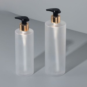 Bán Buôn 300Ml 500Ml <span class=keywords><strong>Matte</strong></span> Rõ Ràng Frosted Nhựa Gel Tắm <span class=keywords><strong>Lotion</strong></span> Bơm Chai Dầu Gội Đầu Chai Với Vàng Bạc Bơm - Product Image 2