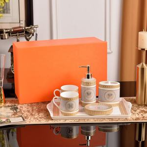 H céramique salle de bain tasse tasse amoureux ensemble avec plateau moderne porcelaine salle de bain accessoires ensembles - Product Image 1