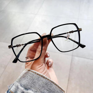 Montures de lunettes anti-lumière bleue pour femmes Qianai, monture rectangulaire complète, verres en acrylique, design irrégulier T5 20101, origine Taizhou - Product Image 2