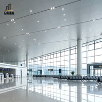 Panneaux plats décoratifs ignifuges et imperméables de qualité A2, 20 mm, en aluminium alvéolaire pour plafonds d'aéroports, gares et hôtels, directement de l'usine