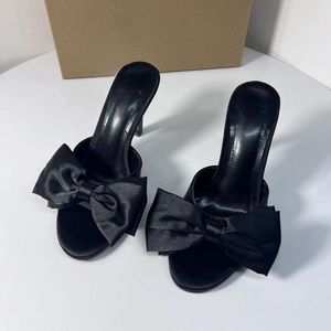 Zapatos de Tacón para Mujer al por Mayor, Zapatos Tipo Mule con Lazo, Tacones de Calidad para Mujer 2025 - Product Image 4