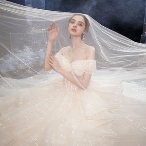 Nouveau Style blanc traînant <span class=keywords><strong>robe</strong></span> de mariée pour la mariée hors épaule mince <span class=keywords><strong>robe</strong></span> de mariée en gros - Product Image 5