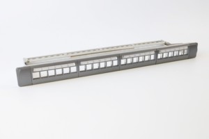 Panneau <span class=keywords><strong>de</strong></span> distribution Ethernet Cat6 non blindé modulaire robuste à 24 ports 1U 19 pouces pour réseau d'<span class=keywords><strong>entreprise</strong></span> - Product Image 2