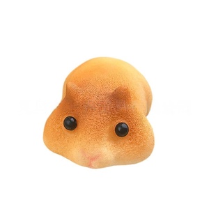 Juguete de Peluche TPR con Forma de Hámster Simulado para Apretar y Soltar - Product Image 1