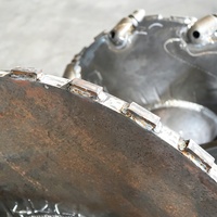 Tarière à découpe progressive multi-stratifiée pour géologie complexe |   Tarière hybride pour sols et roches avec boîte Kelly de 200 mm