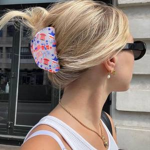 กิ๊บติดผมทรงอเมริกันแบบใหม่ ดีไซน์ดาวเรขาคณิต ครึ่งวงกลม สี่เหลี่ยม โปร่ง กิ๊บหนีบผมสำหรับงานปาร์ตี้ รูปทรงฉลาม - Product Image 3